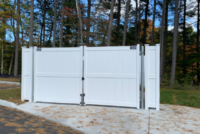 Vinyl fencing installation in CT